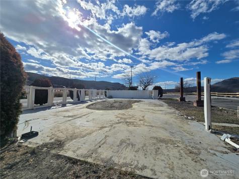 11 Appleway Okanogan WA 98840