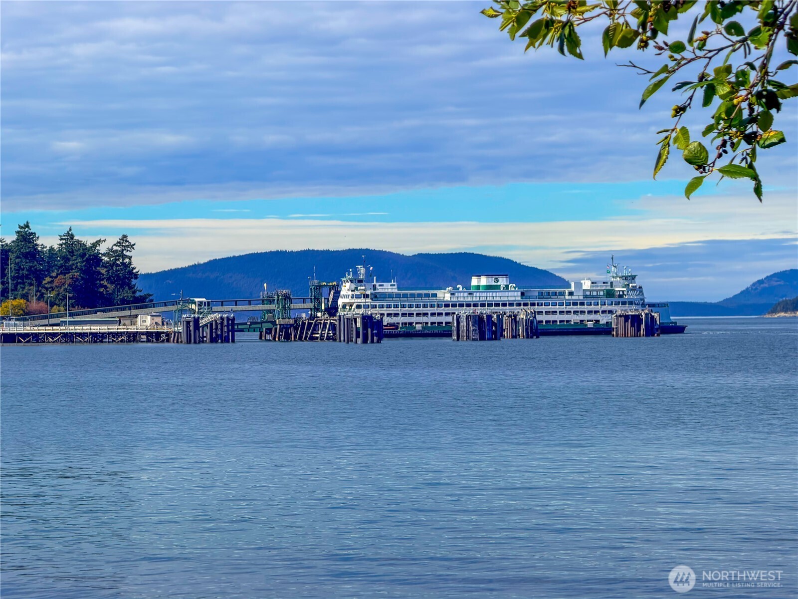 3820 Leeward Lane Anacortes WA 98221
