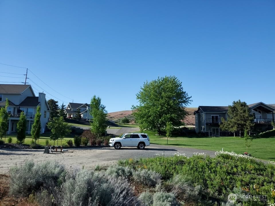 844 N Manchester Place East Wenatchee WA 98802