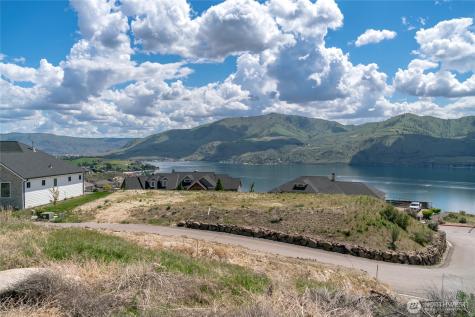 104 Lake Ridge Drive Chelan WA 98816
