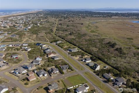 1224 E Ocean Shores Boulevard Ocean Shores WA 98569