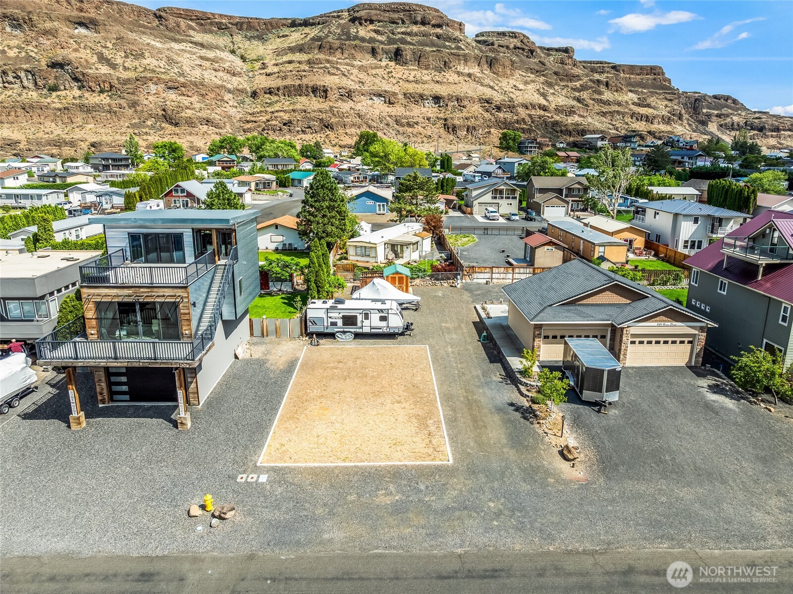 685 River Drive SW Quincy WA 98848