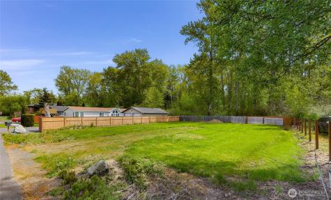 7050 Helweg Lane Blaine WA 98230