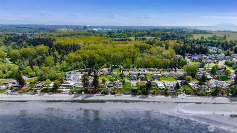 7050 Helweg Lane Blaine WA 98230