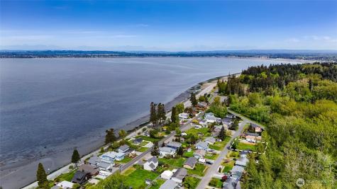 7050 Helweg Lane Blaine WA 98230