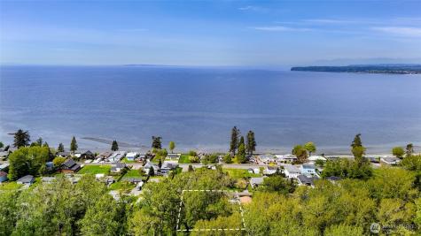 7050 Helweg Lane Blaine WA 98230