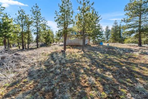 110 Blue Bird Lane East Wenatchee WA 98802