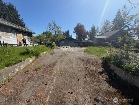 2416 11th Street Bremerton WA 98312