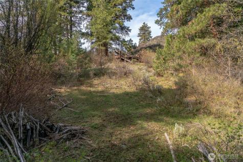 107 Wild Turkey Road East Wenatchee WA 98802