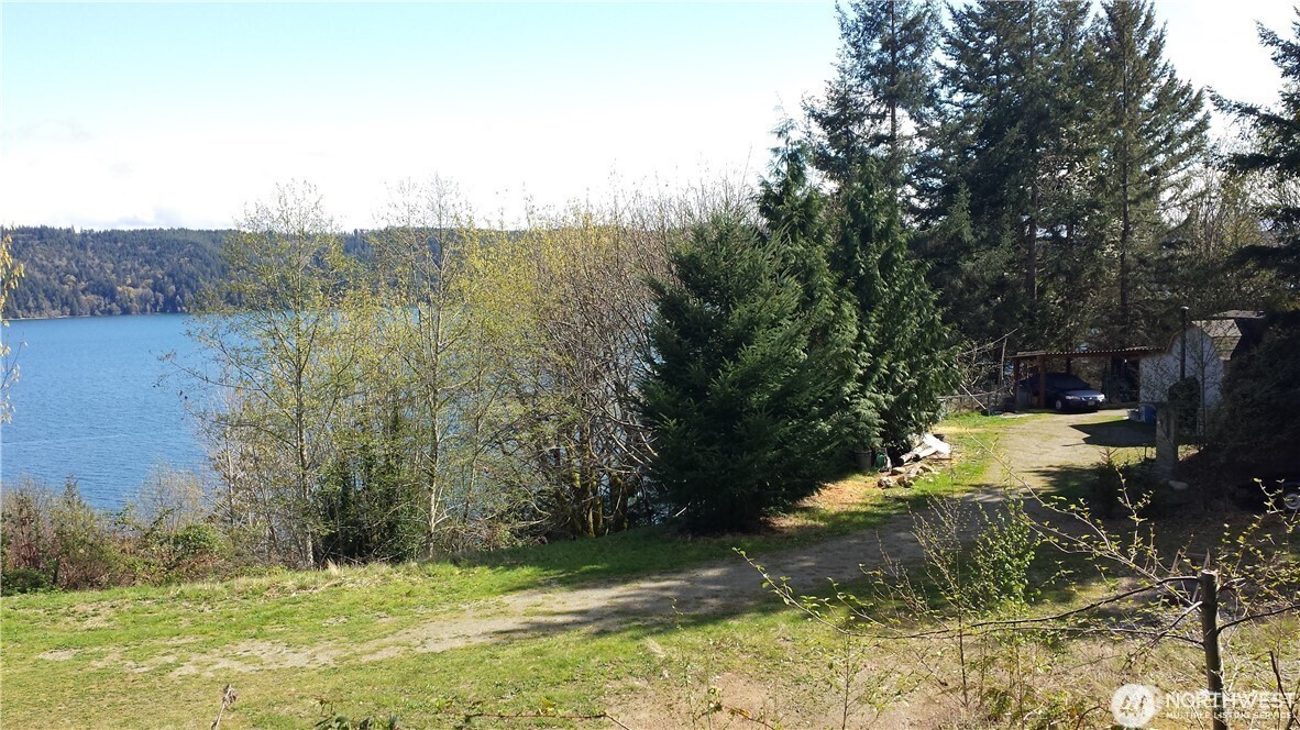 32241 N Highway 101 Lilliwaup WA 98555