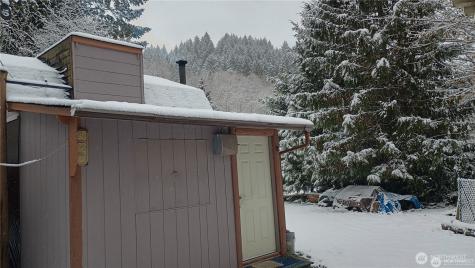 32241 N Highway 101 Lilliwaup WA 98555