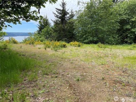 32241 N Highway 101 Lilliwaup WA 98555
