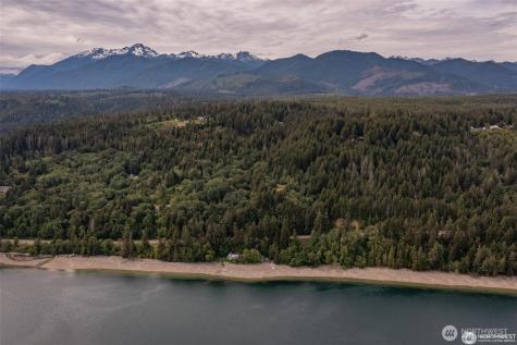 32241 N Highway 101 Lilliwaup WA 98555