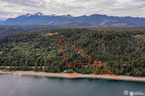 32241 N Highway 101 Lilliwaup WA 98555