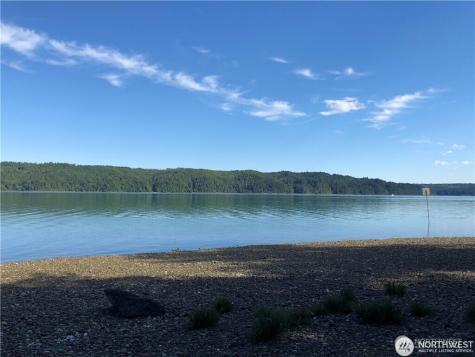 32241 N Highway 101 Lilliwaup WA 98555