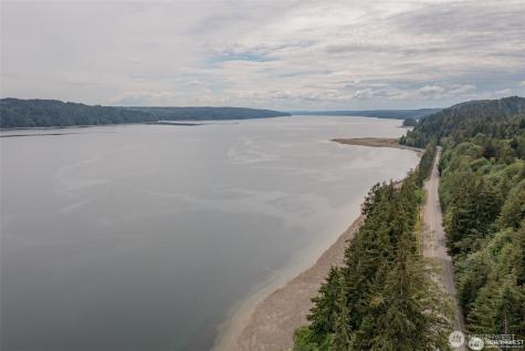 32241 N Highway 101 Lilliwaup WA 98555