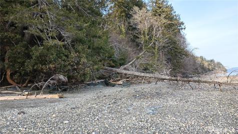 32241 N Highway 101 Lilliwaup WA 98555