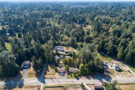 204 190th Avenue SE Renton WA 98058