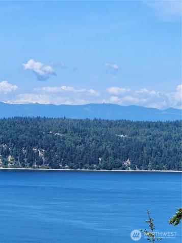4076 Preserve Drive Camano Island WA 98282