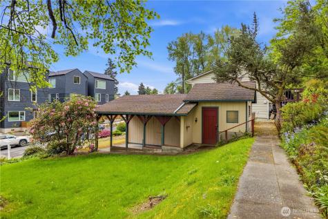 49 31st Avenue S Seattle WA 98108