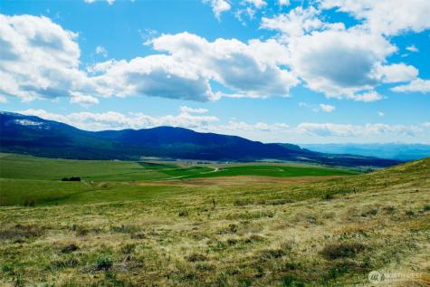 61 Janet Marie Road Oroville WA 98844