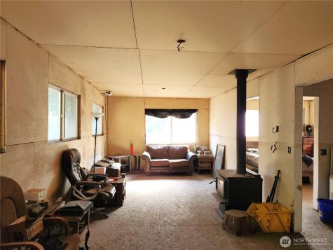 51 Trapline Loop Road Oroville WA 98844