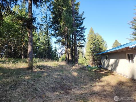 51 Trapline Loop Road Oroville WA 98844