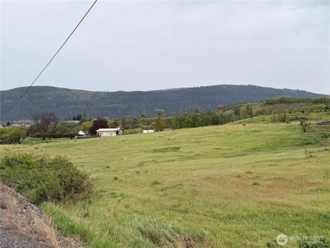 2677 W Malaga Road Malaga WA 98828