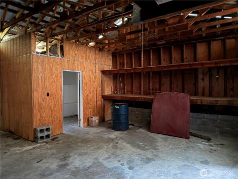 2677 W Malaga Road Malaga WA 98828