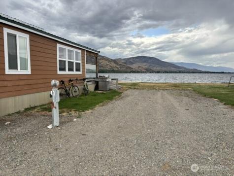 17 Oro Beach Lane Oroville WA 98844