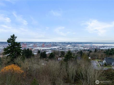 6318 19th Street NE Tacoma WA 98422