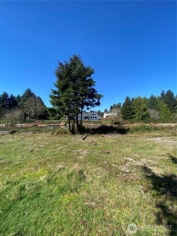 135 Duck Lake Drive NE Ocean Shores WA 98569