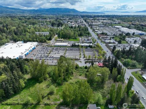 4472 Meridian Street Bellingham WA 98226