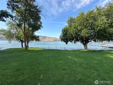 211 Pinnacle Place Chelan WA 98816
