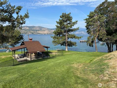 211 Pinnacle Place Chelan WA 98816