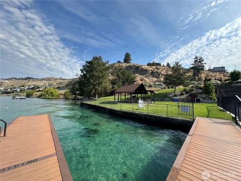 211 Pinnacle Place Chelan WA 98816