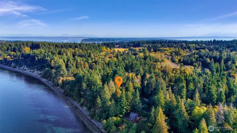 16 S Nugent Road Lummi Island WA 98262