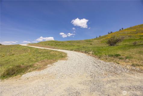 139 Mountain Ridge Lane Chelan WA 98816