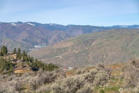 13 Road S NW Waterville WA 98858