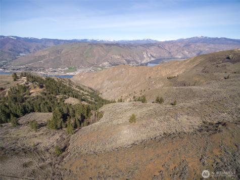 13 Road S NW Waterville WA 98858