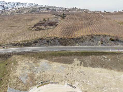 174 Loretta Lane Chelan WA 98816