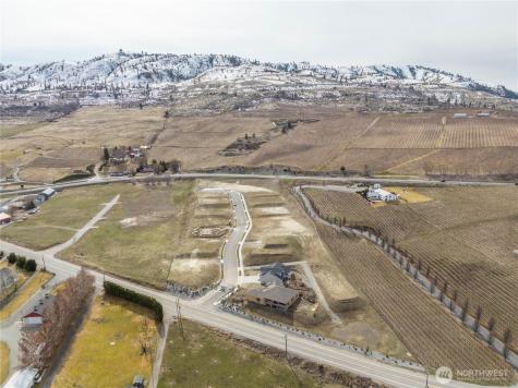 174 Loretta Lane Chelan WA 98816