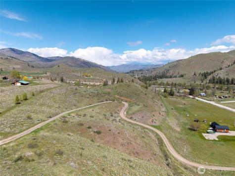 16 Dancing Bear Road Carlton WA 98814