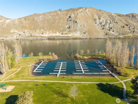 185 E Entiat Drive Orondo WA 98843