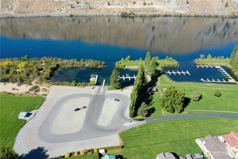 185 E Entiat Drive Orondo WA 98843