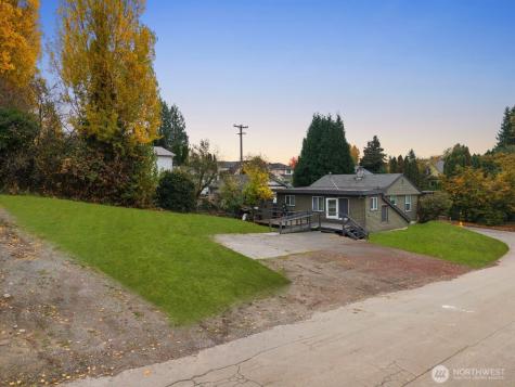 9018 7th Avenue S Seattle WA 98108