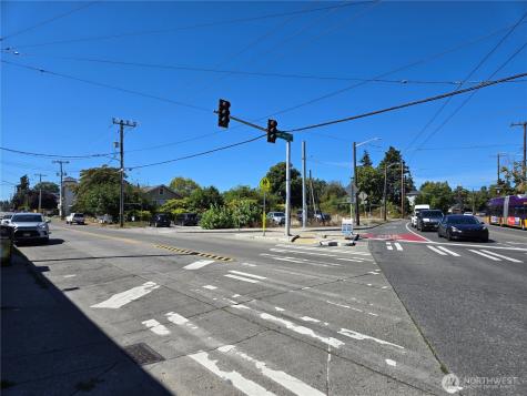 6211 Rainier Avenue S Seattle WA 98118
