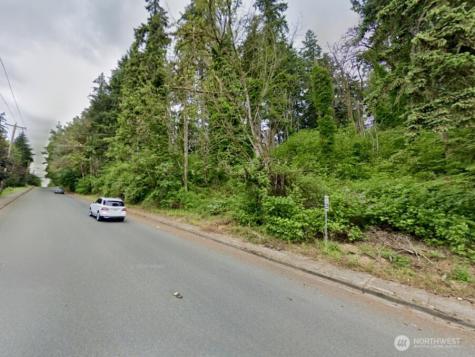 518 15th Avenue Puyallup WA 98372