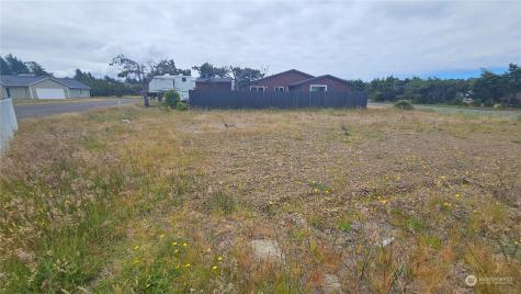 35602 I Street Ocean Park WA 98640
