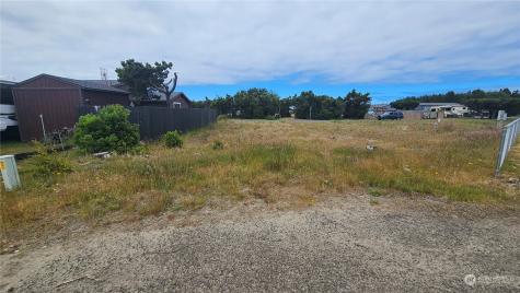 35602 I Street Ocean Park WA 98640